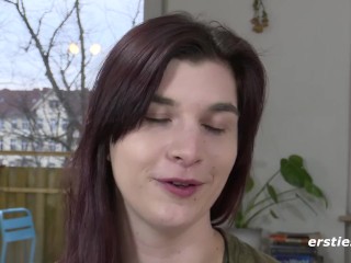 BisexuelleBrünette zeigt dir ihre Masturbations-Geheimnisse