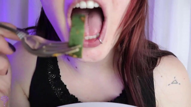 Fetish;60FPS;Exclusive;Verified Amateurs;Solo Female giantess-vore, vore, giantess, cooking, eating, food-vore, giantess-cooking, giantess-eating-food, shrunken, shrinking, size-fetish, size-kink, cooking-fetish, cooking-dinner, eating-food, food-fetish