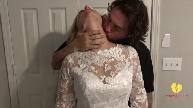 Wedding Dress Boob Cumshots - PASSIONATE MAKEOUT WITH BRIDE BEFORE WEDDING! - Pornhub.com
