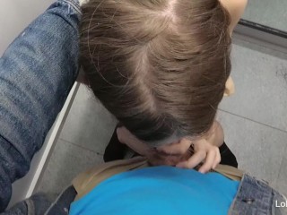 Risky Public Blowjob: Petite girl sucking in a shop_changing room