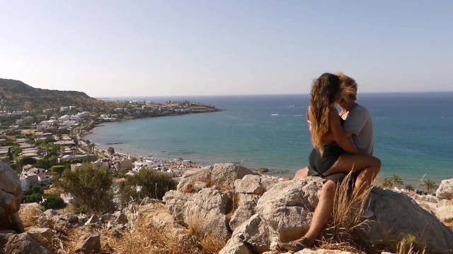 Krete Sanan Sex - Hot Teen Couple have Public Sex above the Busiest Beach of a Greek Island -  Pornhub.com
