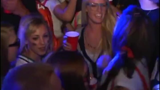 Huge Hardcore College Sex Party - Hardcore Partying at College Fuck Fest - Pornhub.com