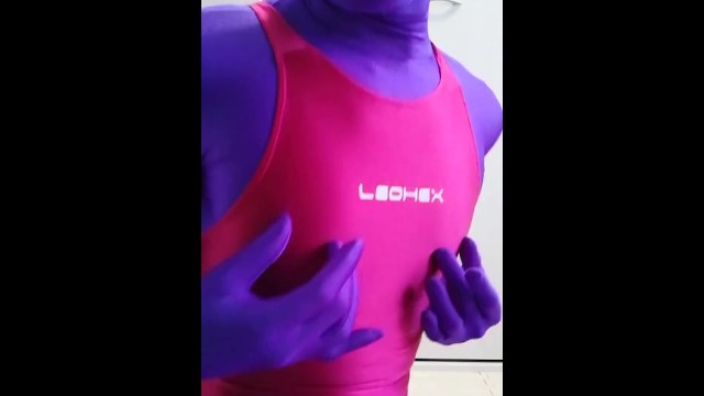 Mary playing Zentai and Leohex 32