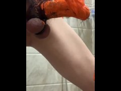 粉刷成橙色的阴茎 视觉冲击力