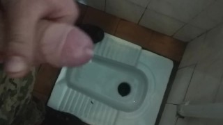 Jerking Off Дрочу И Классно Кончаю В Туалете Армия Казарма