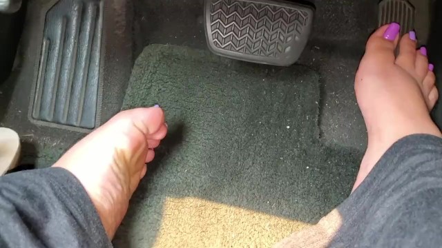 A Foot Goddess Is On Her Way To Get Her Feet Worshiped By You - Barefoot Driving 33
