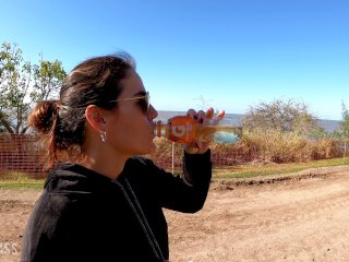 Pee Drinking In Public Park From Argentine,More 1 Liter Pee In Bottle 4K 60 Fr-April Bigass-