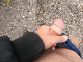 CUTE 18 TEEN_BOY PEEING AND EDGING HIS COCK / PISS AND CUM_ORGASMS