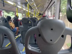 Esposa safada no ônibus