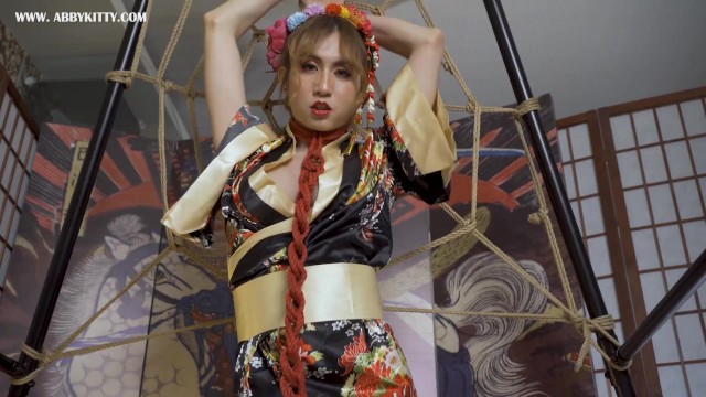 640px x 360px - Japan Sexy Kimono Geisha Dancing with Rope Show - Pornhub.com