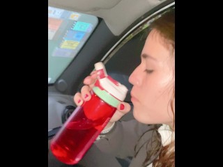 drinking pee in the car with my friend belle_amore, on the public_highway, more than 1 liter