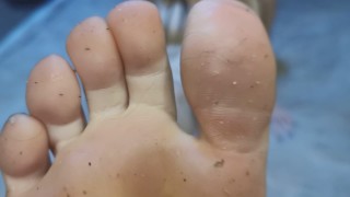 Goddess dirty feet and spit domination (TRAILER)