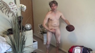 Homemade XXX Recruited After Dancing With Football Video Shoot