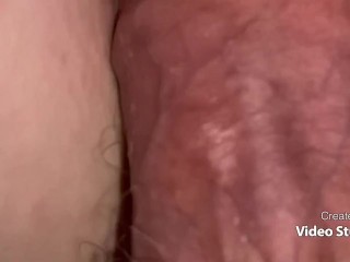 HD CLOSE UP wife’s wet tight pussy takes thick cockfor creampie