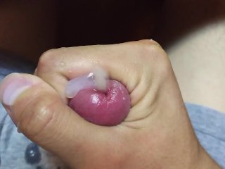 18歳　皮オナニー　すんどめ失敗して大量射精