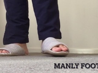 Comfortable soft slippers for my seductive male feet – Feel so safe and secure in them – Manlyfoot