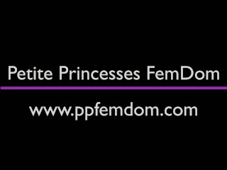 Lesbian Slut Kisses and Licks Two Asses – Double Ass Worship Lezdom