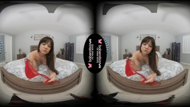 Solo milf, Alison Rey is posing and teasing a bit in VR