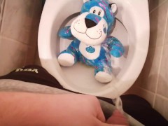 Blue tiger Peeing#1