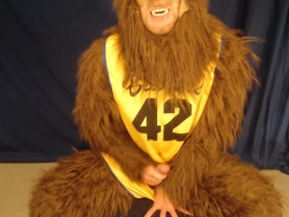 Teen Wolf Jerks Off After Basketball Game