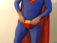 superbulge in superman kit