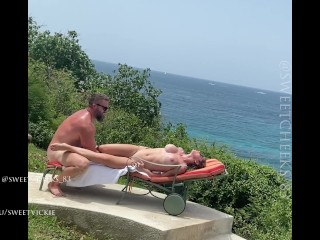Sweet Vickie fucks in the Caribbean and hubby_gives me a huge facial