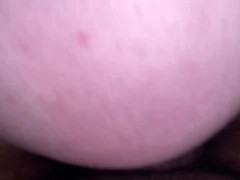 WHITE GIRL RIDES BBC TIL CREAMPIE