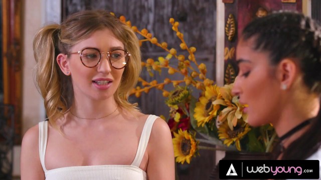 Emily Willis Fucks The College Nerdy Girl To Be Forgiven Of Being A Bully - Emily Willis