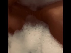 Hot wife Frankie need to get fucked after shower