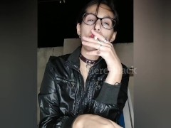 Fetish Smok sexy with glasses