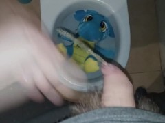 Blue dragon Peeing#2