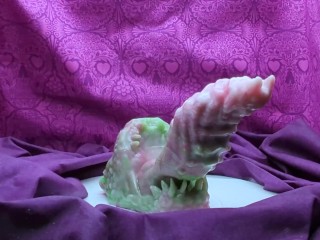 DirtyBits' Review - Tallfang's_Maw - From The Edge - ASMR Audio Toy Review