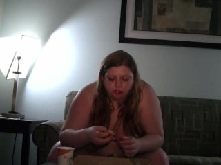 BBW Stuffing Fat Face with Pizza - Bettie_Brickhouse