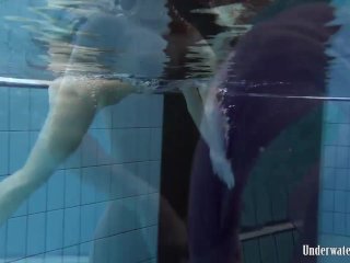 Aneta Is a Wonderful Big Tits Babe_Underwater