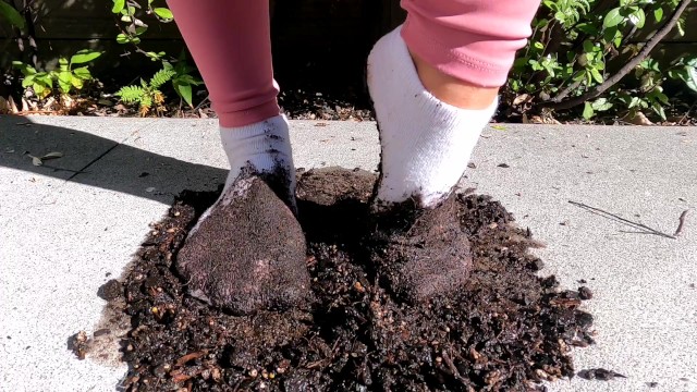 Sexy Video Compost - Sexy Muddy White Socks - Pornhub.com