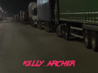 Flashing Truckers U.K Public lay-by