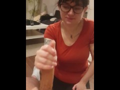A Lovely Impromptu Blowjob Ends with Cum in Mouth