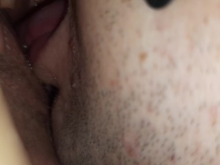 Amateur extremecloseup thick hairy cunt eating