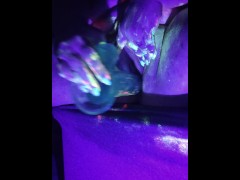 BBW Pussy Squirting Under a Black Light