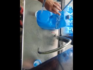 I Refill Our Costumers Gallons Of Water Day 3