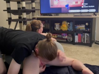 Gamer Girl Makes Me Eat Her Ass_While She Plays_Her Favorite Game