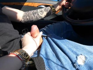 I Made Him CUM While He Driving CUMSHOT And Nice Feeling!!