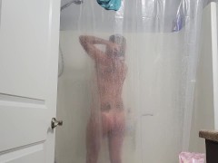 Spying on girlfriend taking a shower