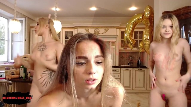 Three pussies went to a sex video chat