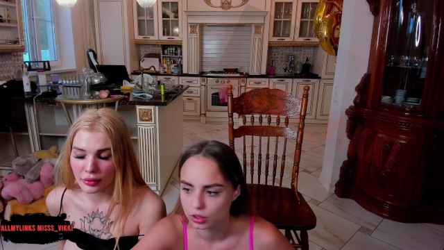 Three pussies masturbate for the first time in the kitchen of MisssVikki