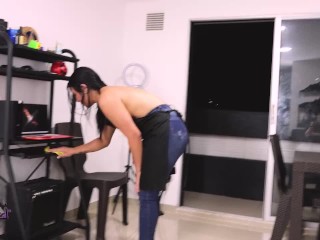 Kyleicienta: While working as_a maid my master gave me his milk in my_tight pussy.