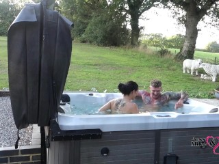passionate outdoor sex in hot tub on_naughty weekend_away