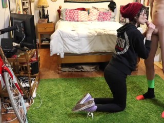 Hipster Girl Sucks Cock in_Converse Sneakers