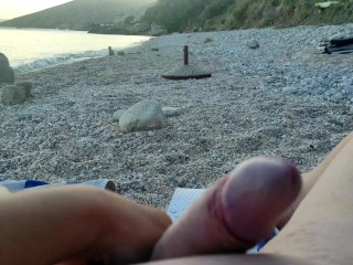 My Wife massages my cock_in a public_beach