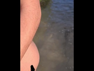 I MET THIS GIRL AT THE BEACH - I HER BUT AT THE END SHE ASKED ME TO PUT_MY FINGER ON HER_PUSSY